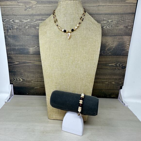 Carved Mother Of Pearl Leaf Pendants Beaded Necklace Bracelet Set Gold Filled - Picture 2 of 8